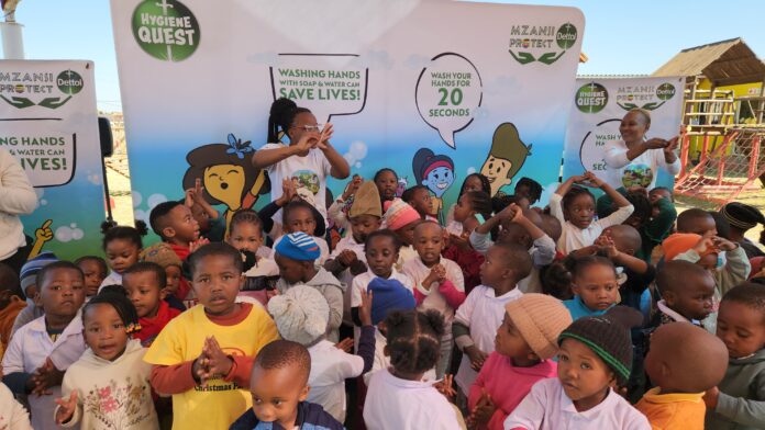 Dettol visited Lusemanzi Day Care Centre in Orange Farm, Johannesburg to teach Grade R learners about the importance of hand hygiene.