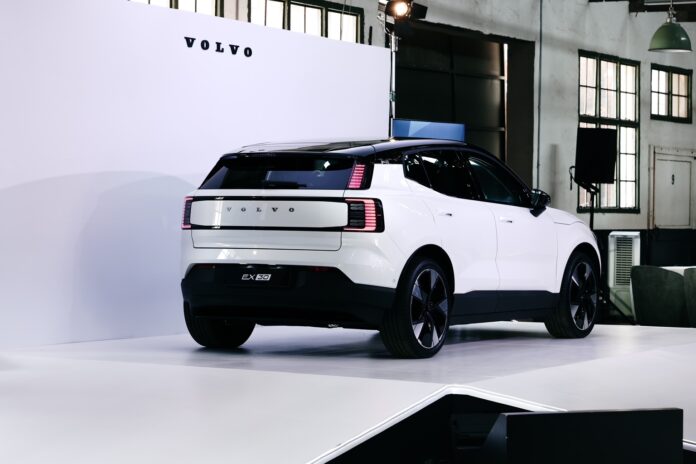 The smart-looking Volvo EX30 SUV comes in black and white