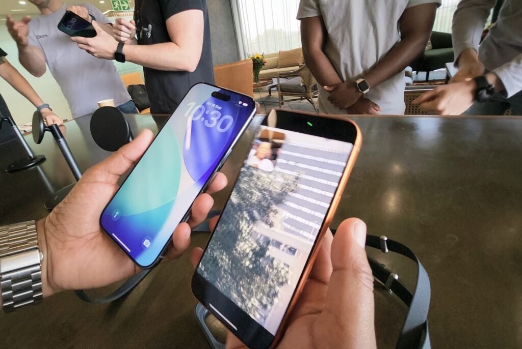 Hands-on iPhone Air and iPhone 17 demo