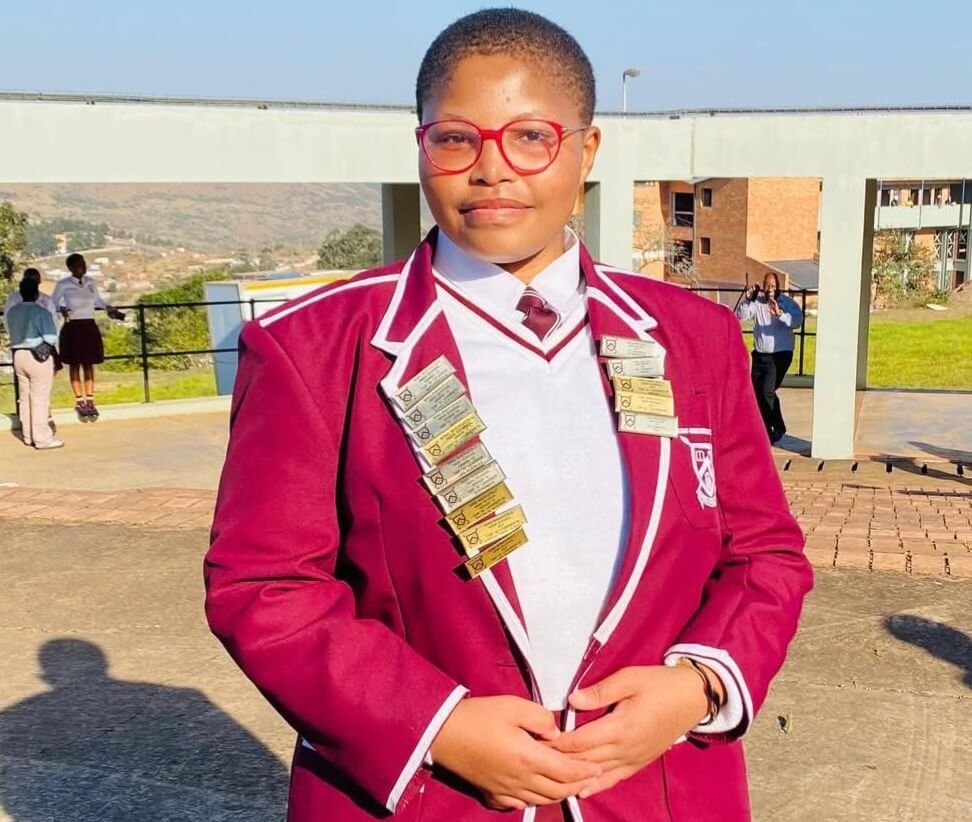 Ranking Top School Districts in South Africa: Simesihle Khuzwayo award photo