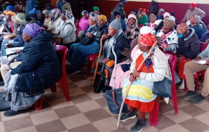 Older beneficiaries attend a SASSA community outreach in Gert Sibande, Mpumalanga, ahead of July 2026 grant payments.