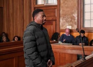Ndodana Tshuma appears in court as police reveal suspected suicide plan before arrest Ndodana Mark Tshuma stands in Johannesburg Magistrates' Court during his first court appearance