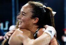 Pretoria Premier Padel P1 wildcard winners confirmed as SA talent earns its shot Linge Steenkamp hugs Zoë Kruger after winning the women's Pretoria Premier Padel P1 wildcard final in Johannesburg.