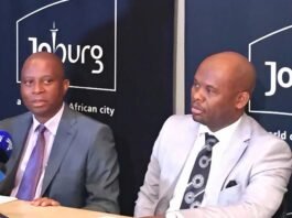 Shadrack Sibiya bail hearing: Former Mashaba acquaintance remanded to maximum-security Kgosi Mampuru over flight risk Herman Mashaba and Shadrack Sibiya at a City of Johannesburg media briefing